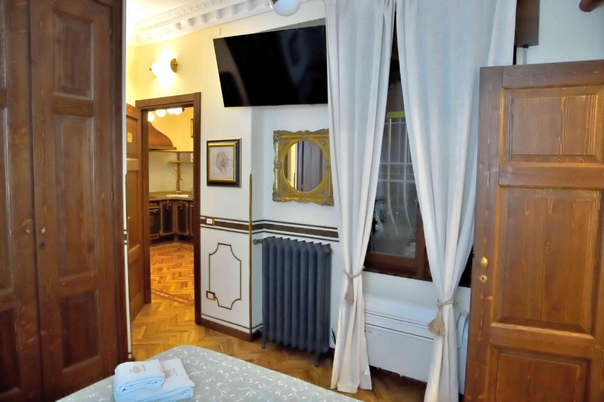 Regal House Verona Vescovado Bagian luar foto
