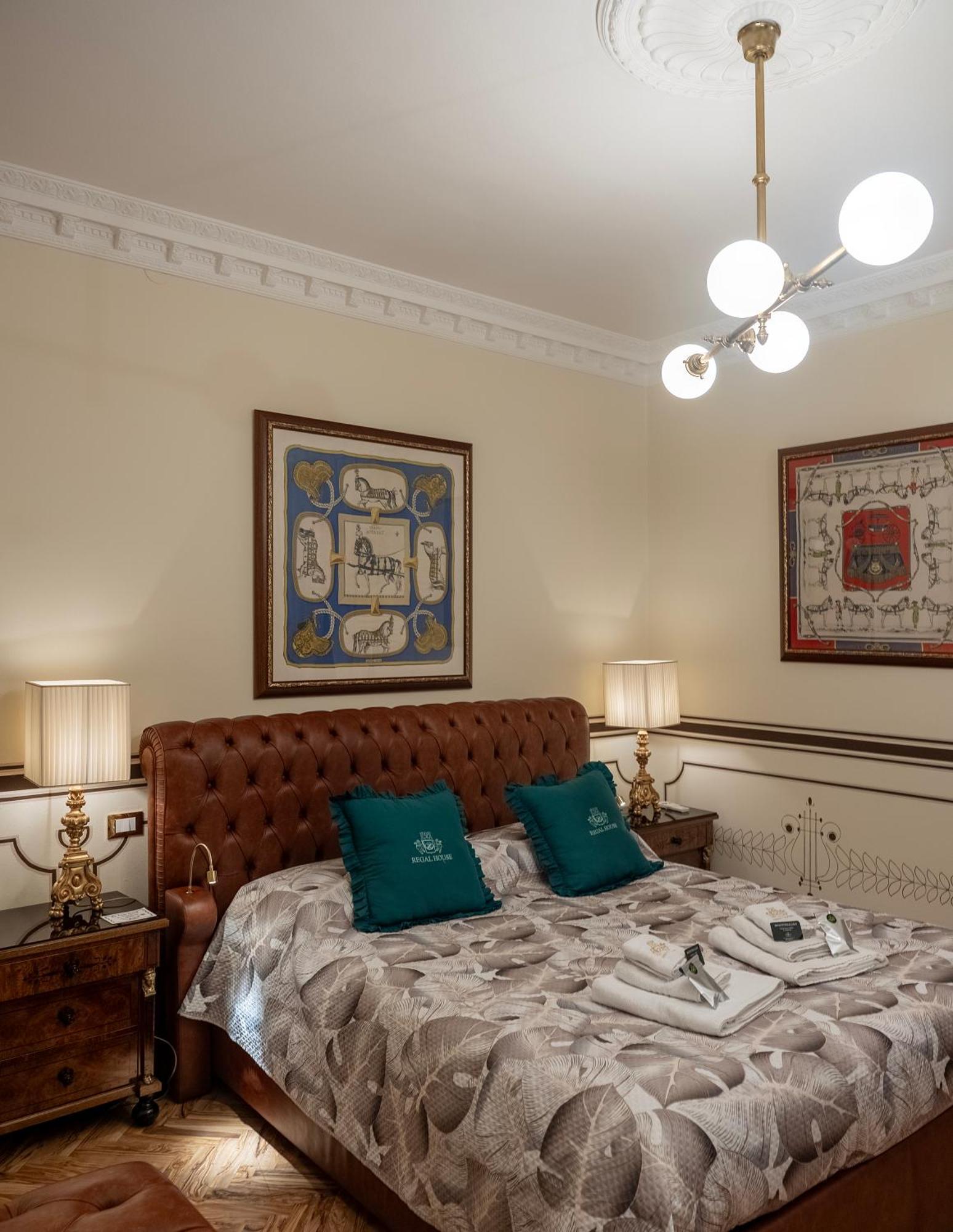 Regal House Verona Vescovado Bagian luar foto